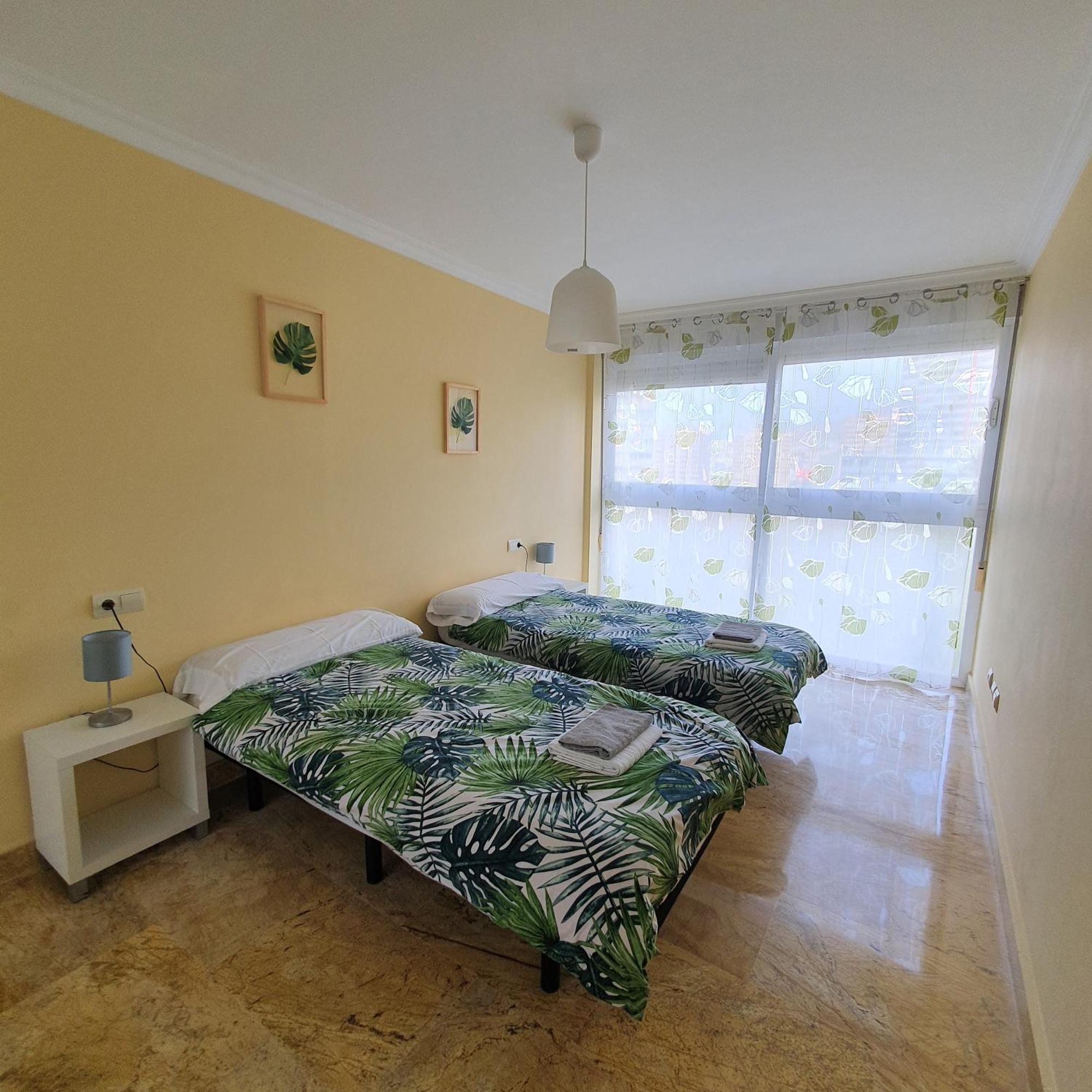 Casa Puig Campana Con Barbacoa Apartment Benidorm Room photo